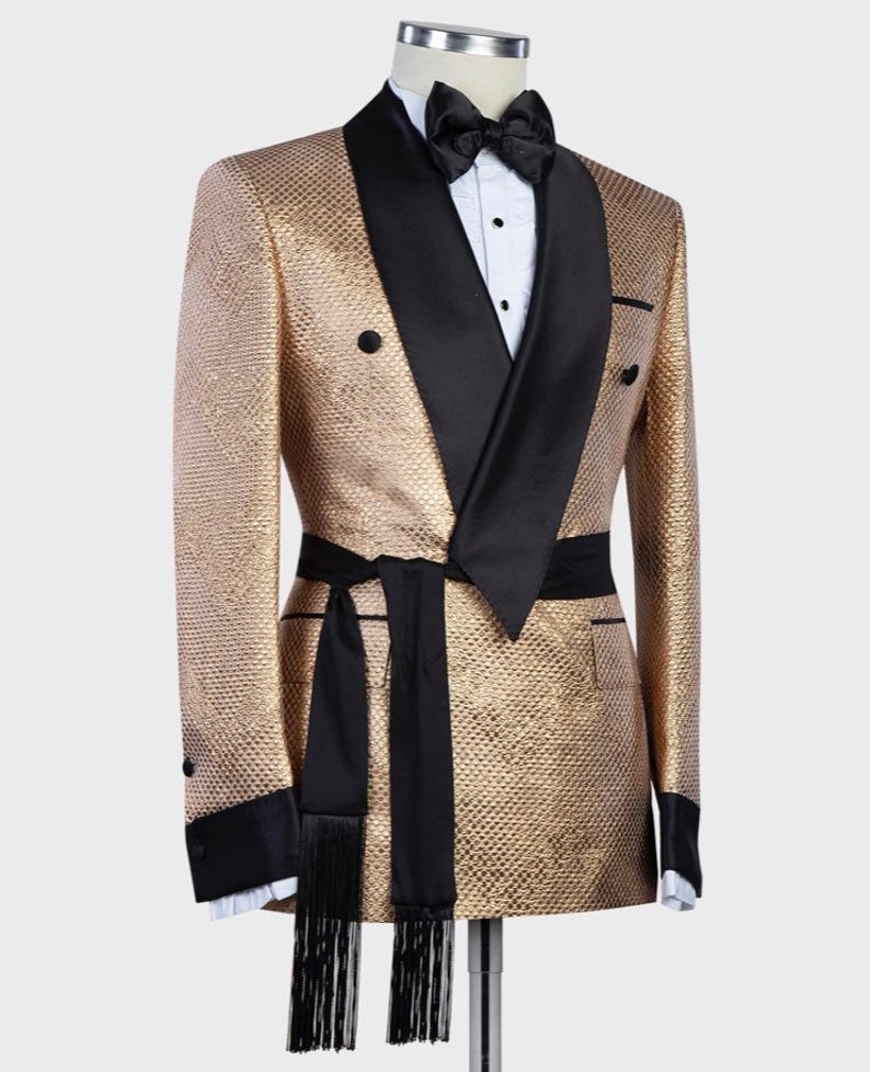 Smoking luxuoso dourado com ci - Arabic Formal Wear Men avaliação e preço
